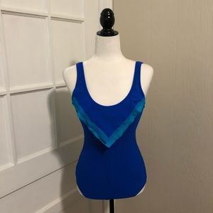 EUC Vintage Ruffle Front One Piece Swimsuit